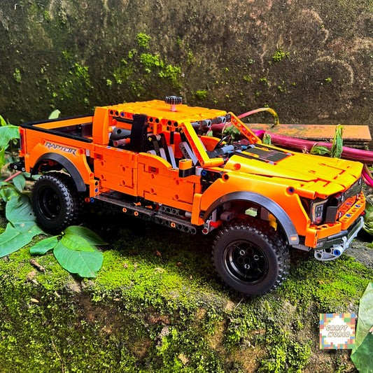 Ford F-150 raptor (1379 peças)